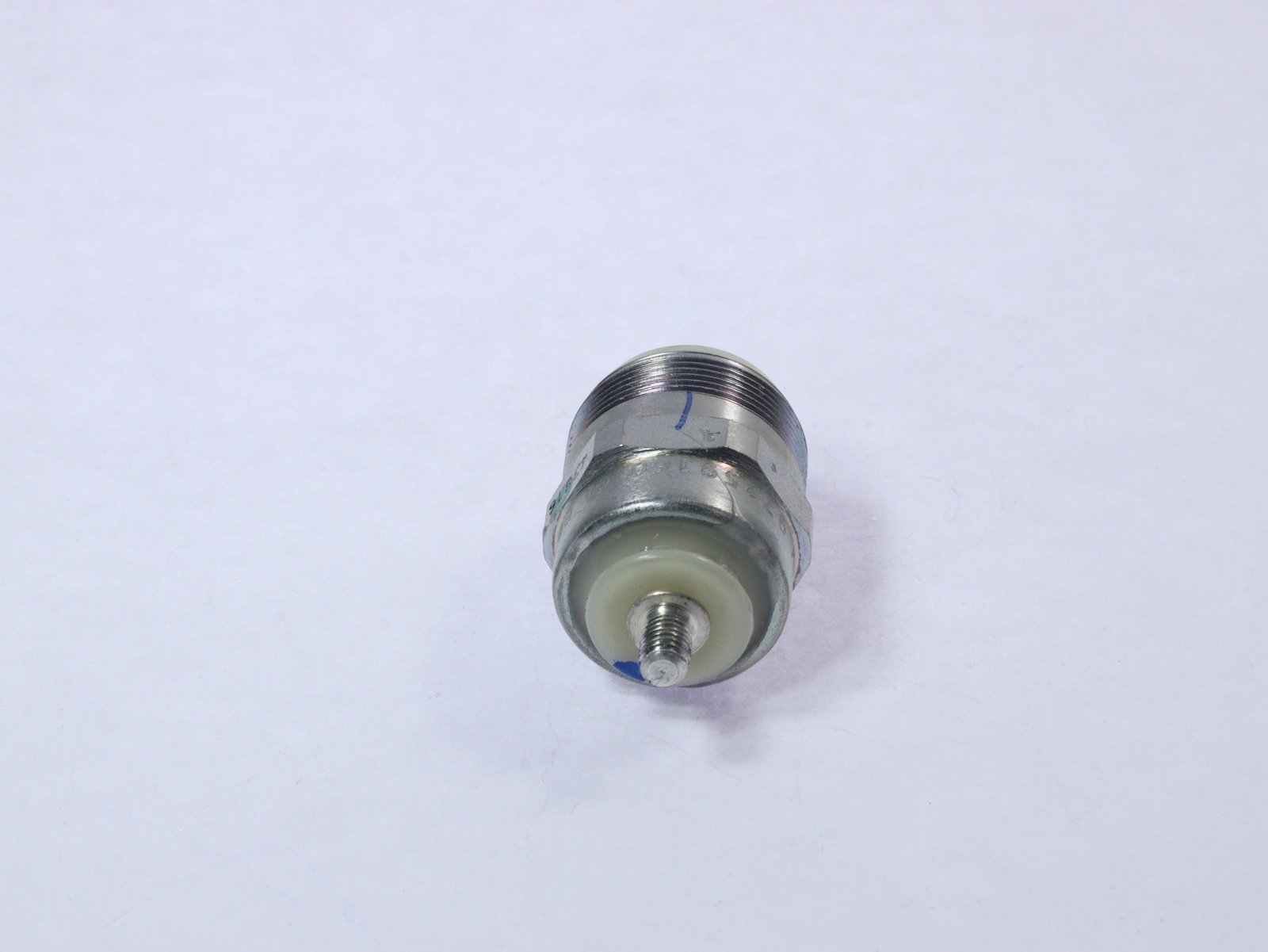 Válvula de Controle Bosch F002D13641 Valvula Solenoide 24V - Imagem 4